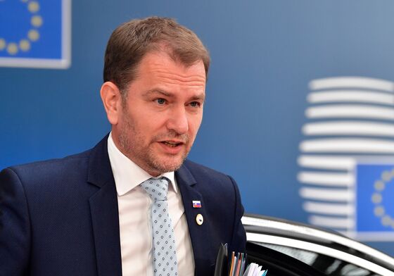 Slovak Premier Calling Ally ‘Idiot’ Risks Breaking Coalition