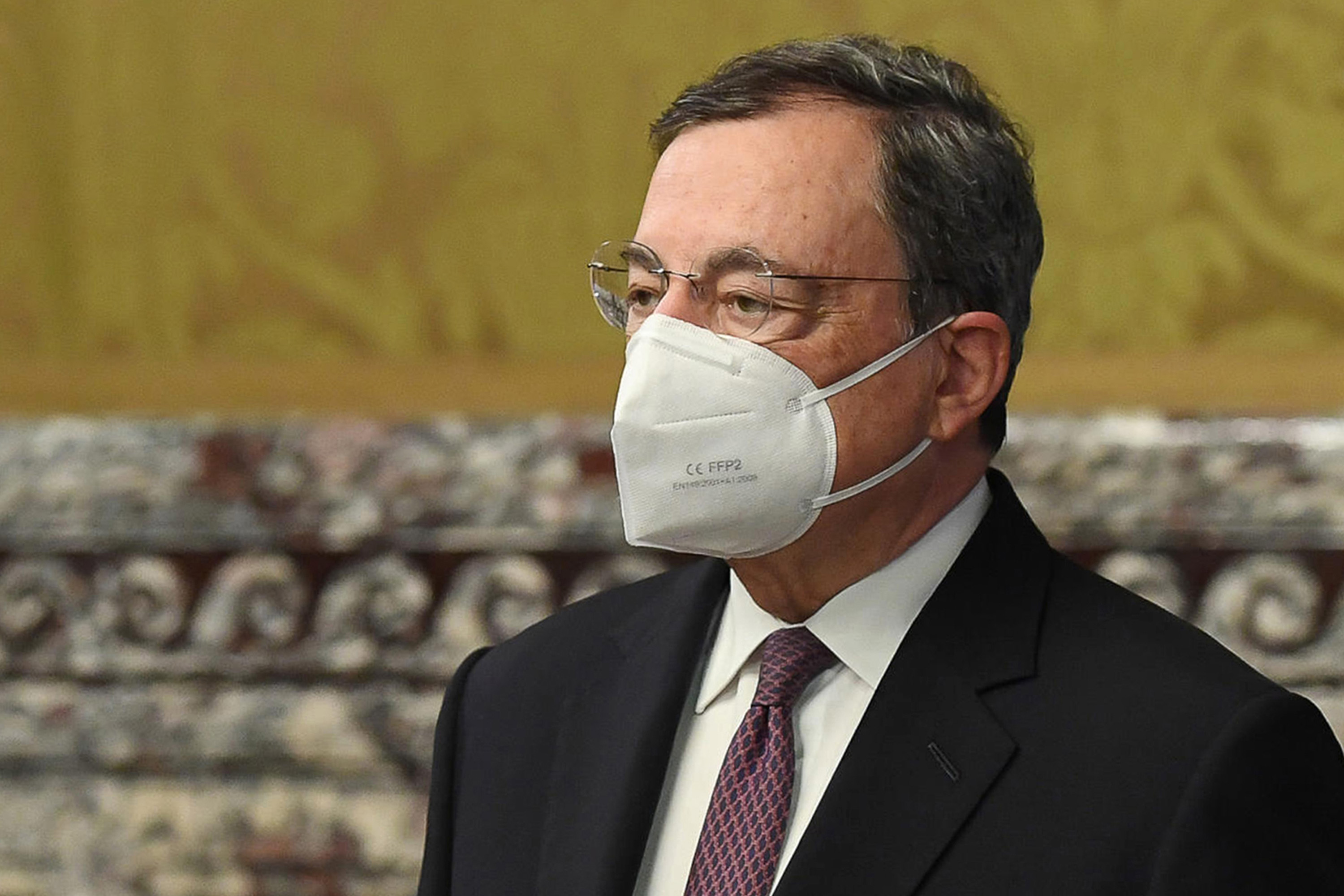 Ex Ecb Mario Draghi Tells Governments Good Debt Can Save Their Economies Bloomberg