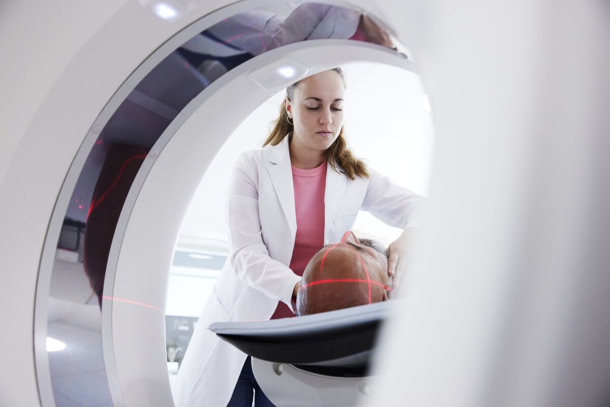 Jardine Seeks $1 Billion Loan to Buy Aussie Imaging Firm I-MED
