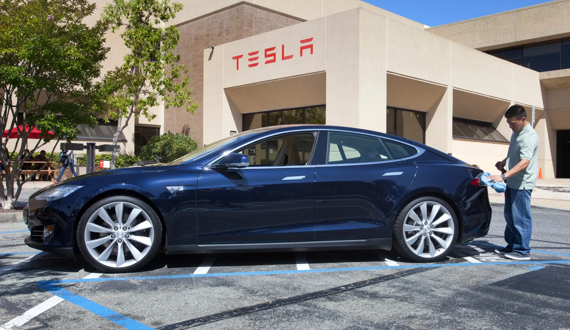 Tesla's new Model S at company headquarters in Palo Alto, California, in&nbsp;July 2012.&nbsp;&nbsp;