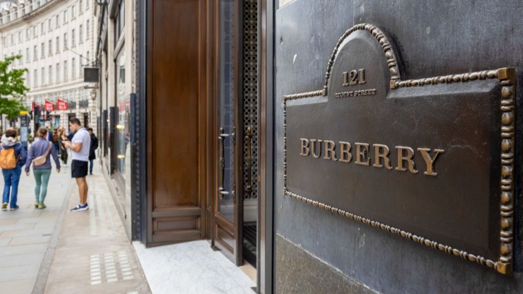 Burberry Suspends Dividend CEO Departs