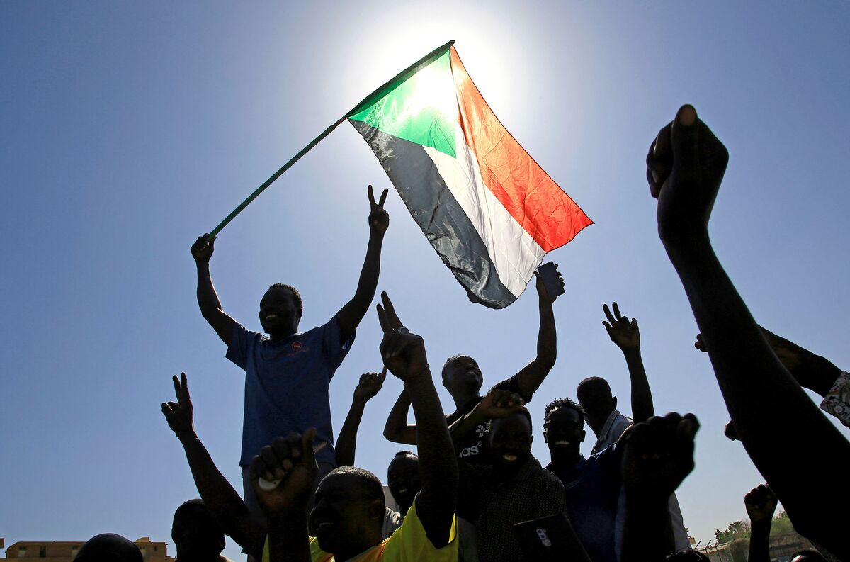 Sudan Orders 15 UAE Diplomats to Leave Country; No Reason Given