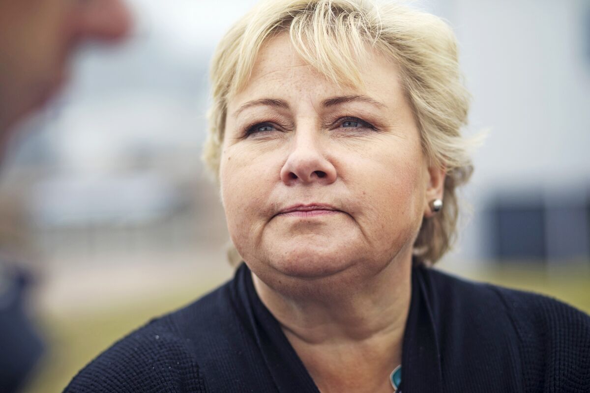 Norway Prime Minister Tightens Grip With Majority Government Bloomberg