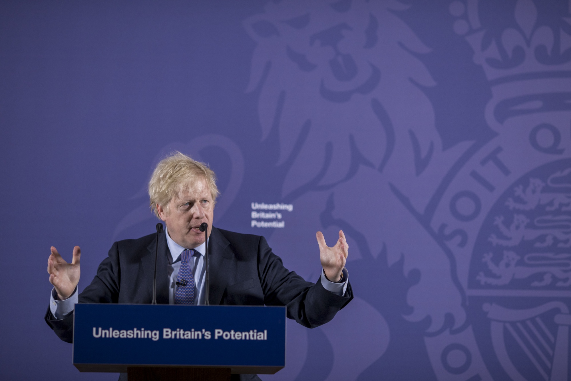 Johnson Power Grab Risks Upsetting Balance That Saw U.K. Thrive - Bloomberg