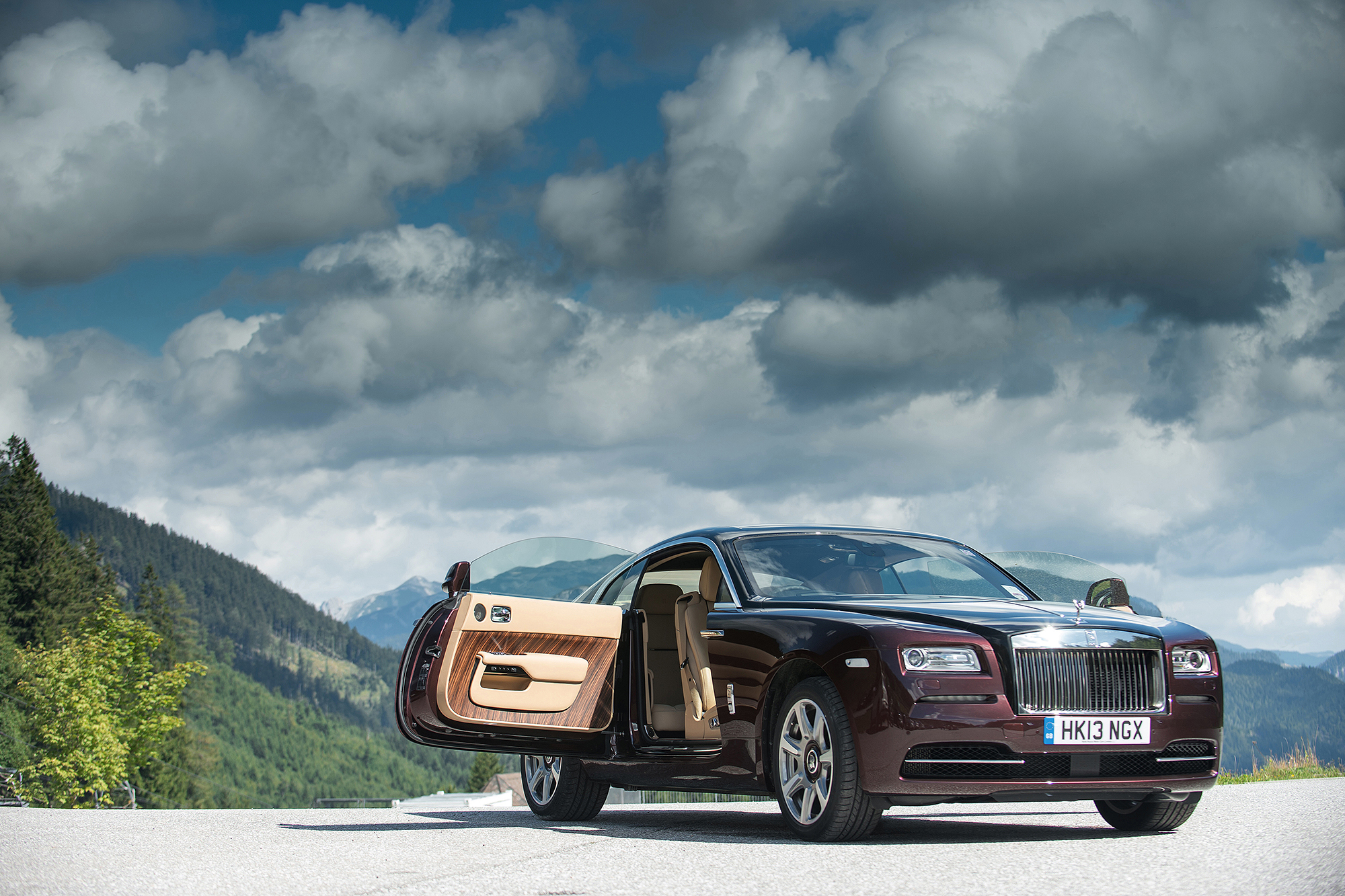 Is This RollsRoyce the Most Extravagant Car Ever Designed by Iris van  Herpen Its Iridescent Has a Signature Scent and the Cosmos Inside