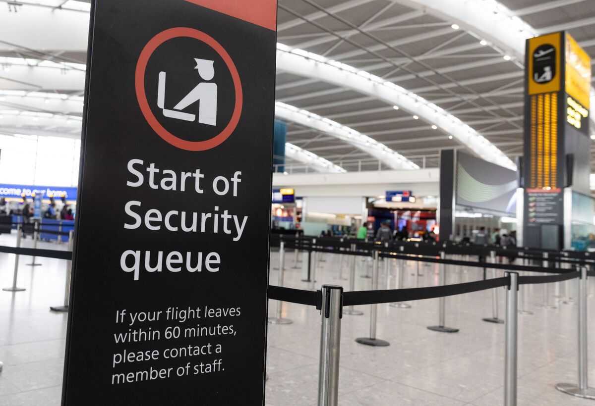 Heathrow's Delayed Scanner Upgrade Means Bagging Liequids Until 2025