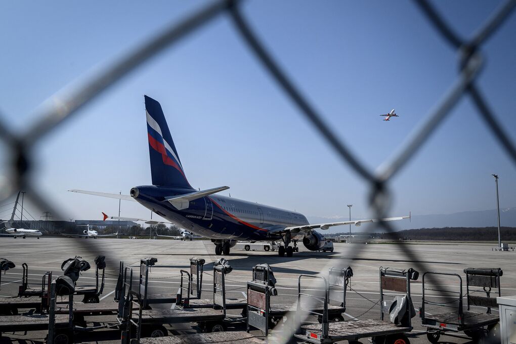 Russian Airlines Fly Airbus, Boeing Jets Despite Sanctions - Bloomberg