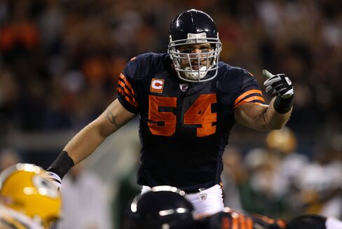 Brian Urlacher #54 of the Chicago Bears