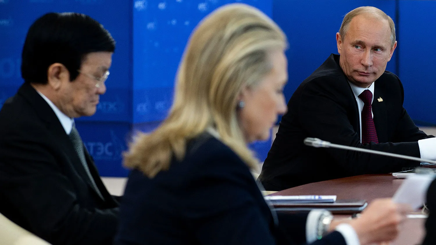 Russian President Vladimir Putin begins the Asian Pacific Economic Cooperation (APEC) Summit Leaders Retreat II in Vladivostok on Sept. 9, 2012, with U.S. Secretary of State Hillary Clinton and Vietnam President Truong Tan Sang.
