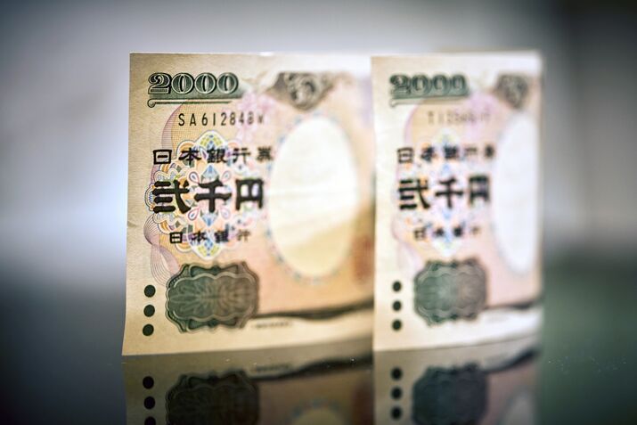 Japanese Banknotes and Coins As Yen Rallies 