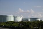Oil storage tanks at the Eneos Corp. Negishi oil refinery in Yokohama, Japan. Photographer: Soichiro Koriyama/Bloomberg