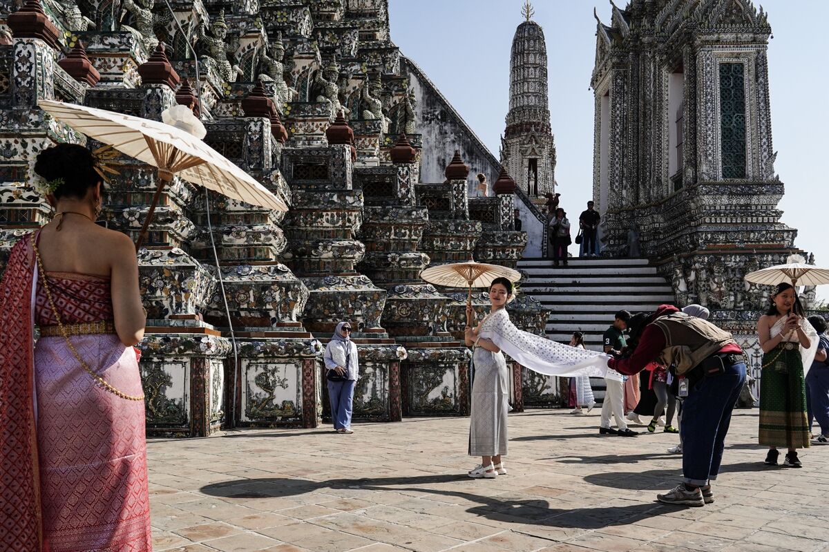 Tourism Dip Fuels Worst Stock Drop in Asia at Thai Airport Firm Tourism Dip Fuels Worst Stock Drop in Asia at Thai Airport Firm