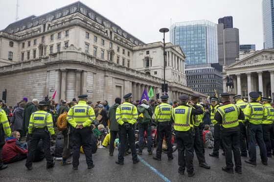 Extinction Rebellion Wins Ruling on Bans by London Police