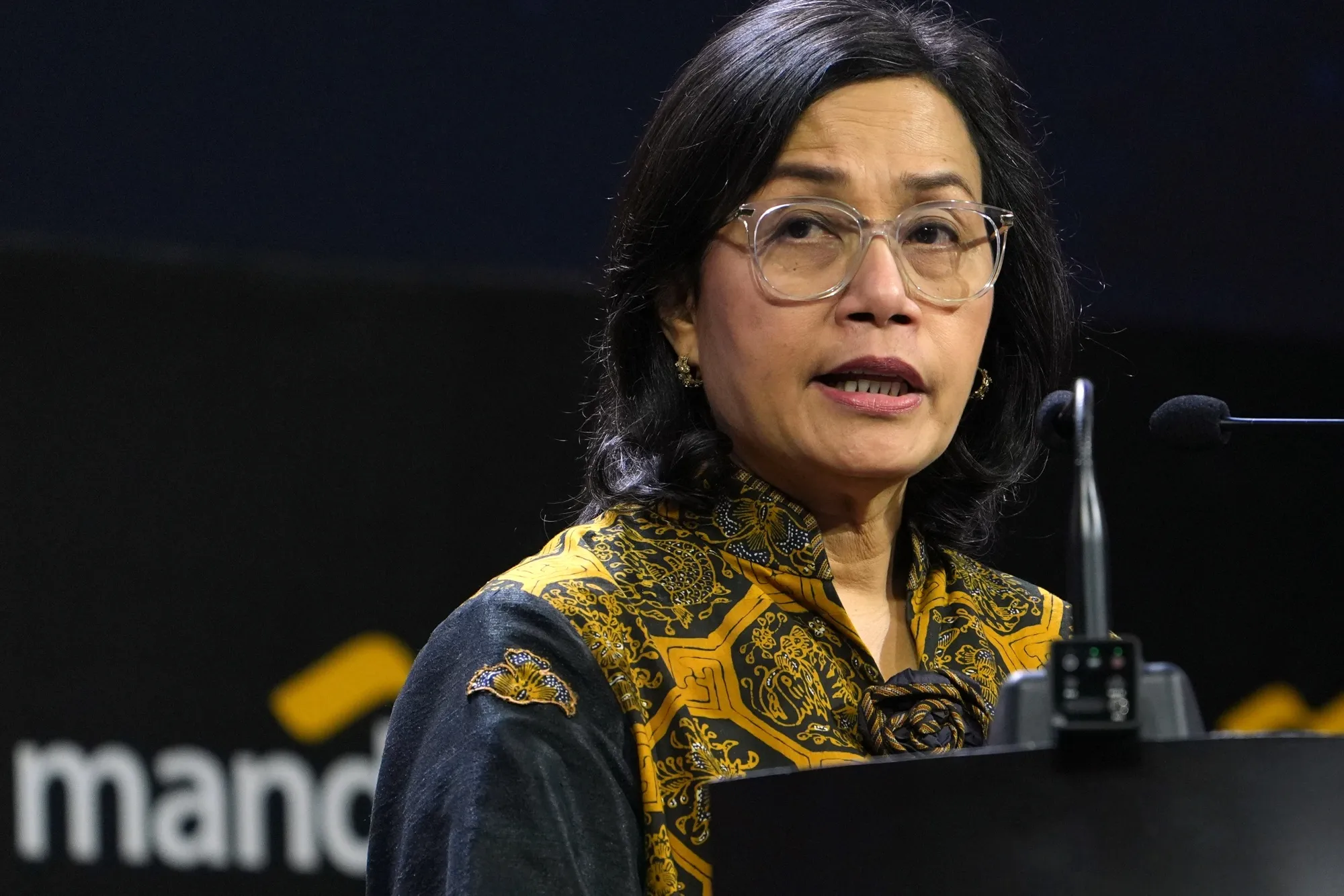 Indonesia Vows to Ease Import Curbs as Top Officials Head to US - Bloomberg