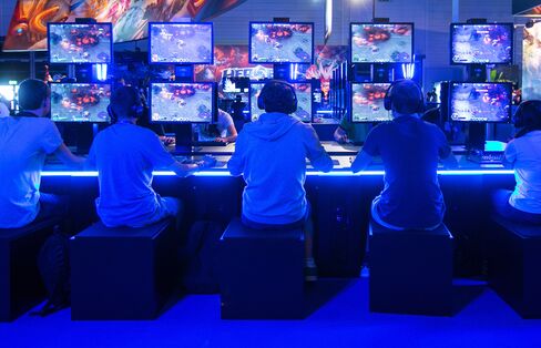 Next Generation Console Tech At Gamescom The World's Largest Video Game Fair