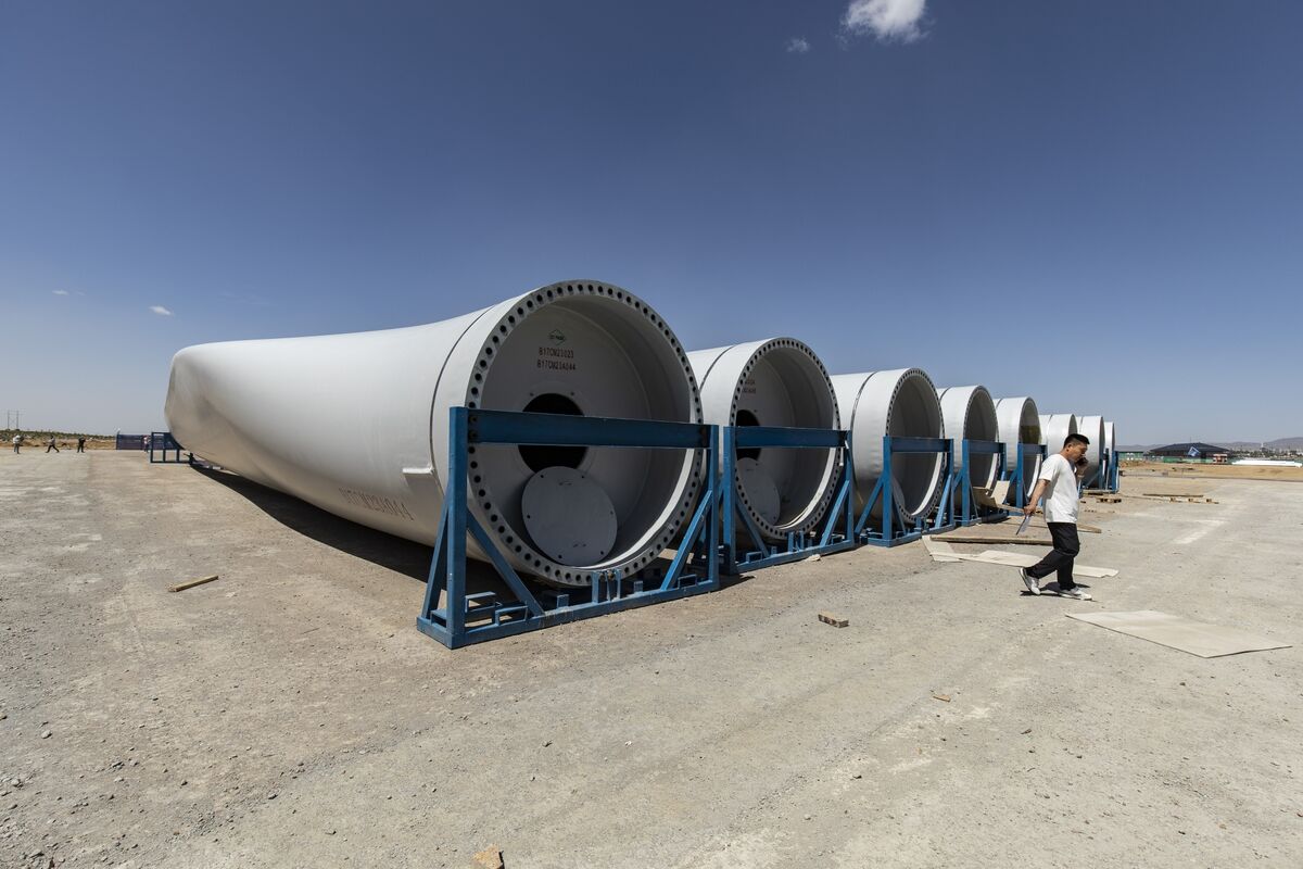 bloomberg.com - Lili Pike - China Green Tech Firms Target New Consumers Hit by Iran War Energy Shock