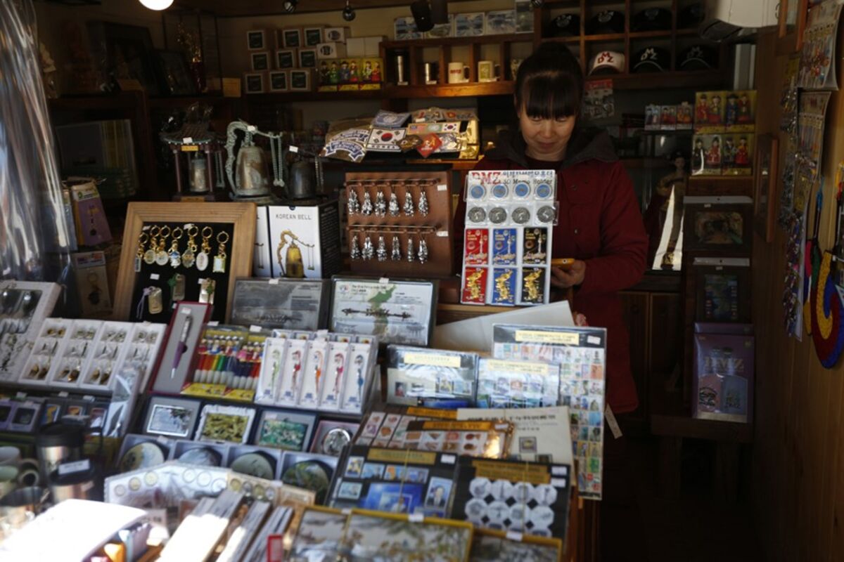 Hidden Giftshop in Taiwan w Famous Korean Brands  Gallery posted by  charmaine  Lemon8