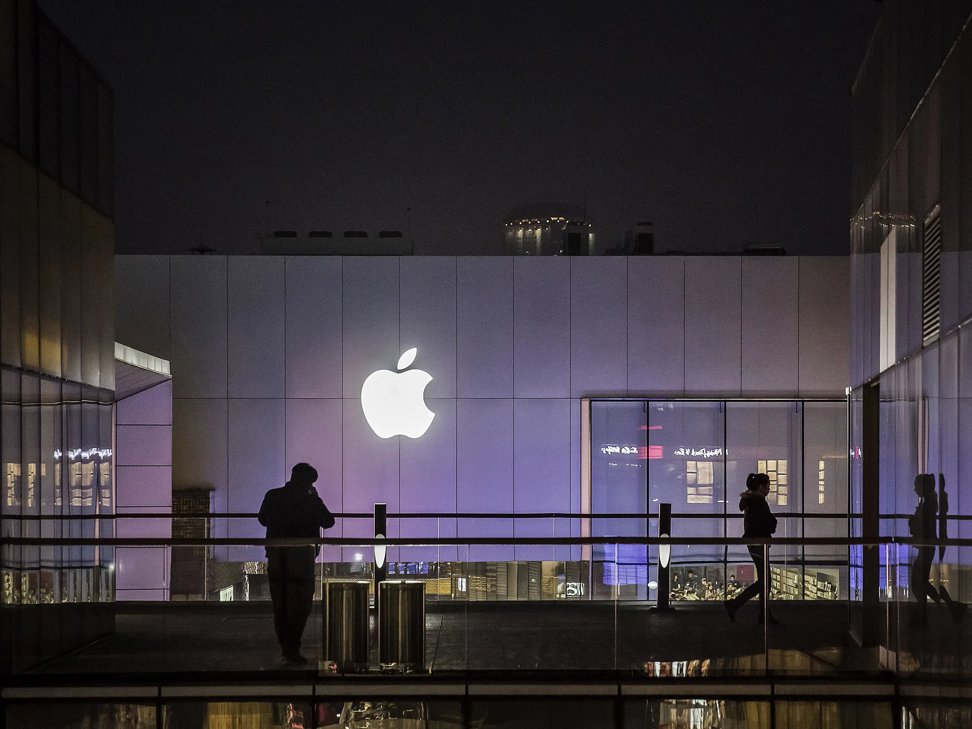 Turns out Apple is the good apple.