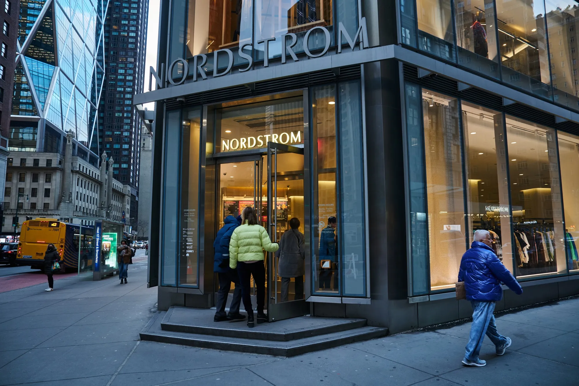 Tienda Nordstrom en Nueva York, EE.UU.