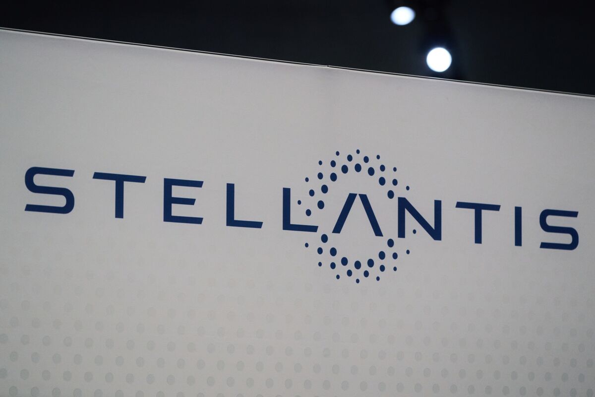 Stellantis Swings to Profit on Robust North America Shipments