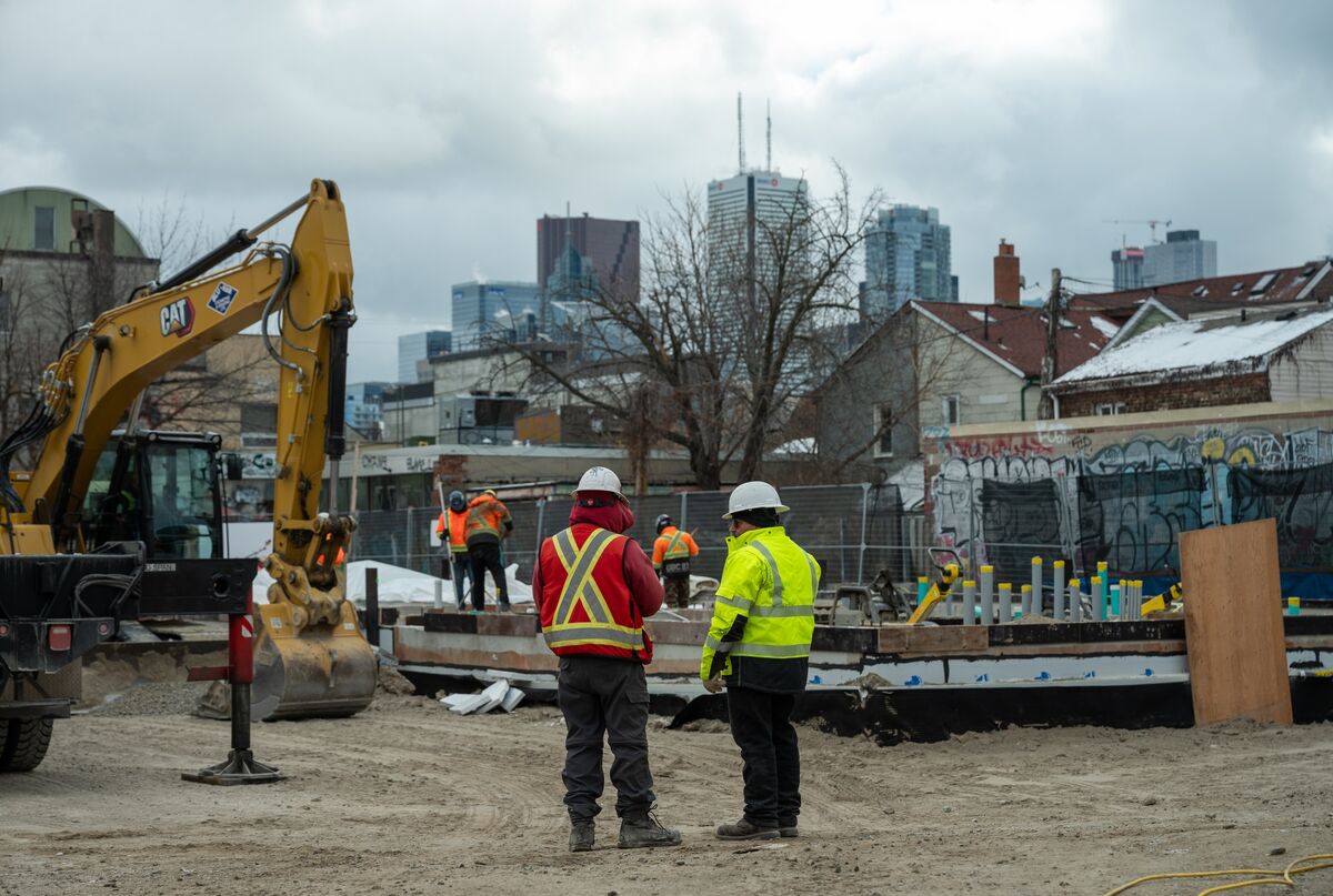 assets.bwbx.io image