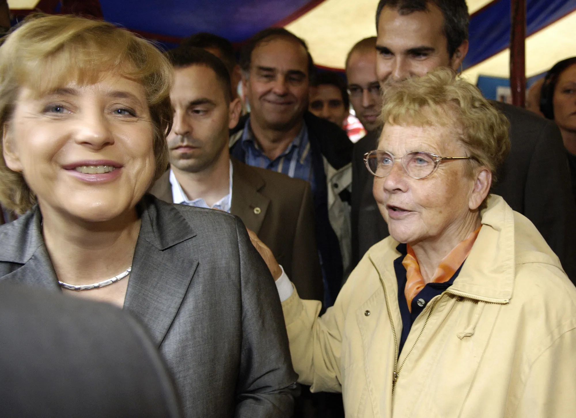 Angela Merkel, left, and&nbsp;her mother Herlind Kasner in 2005.