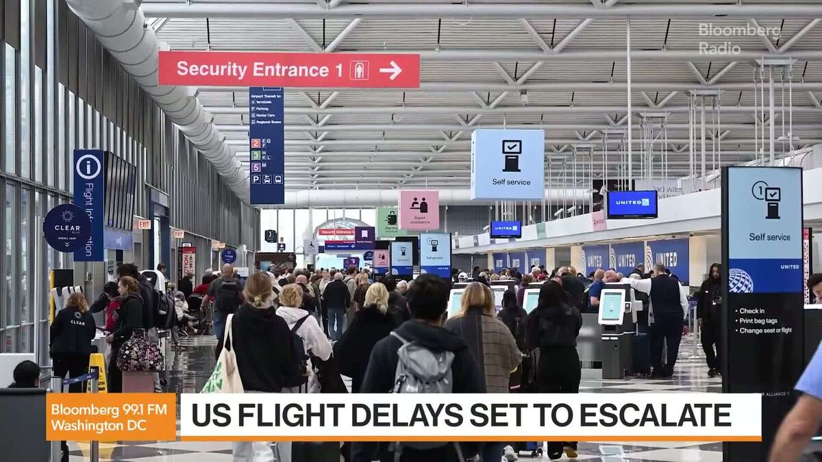 ⚫️ BLOOMBERG: Cancellazioni e Ritardi: Le Compagnie Aeree Sotto Pressione per il Maltempo e il Blocco Governativo