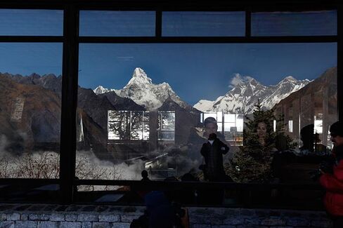 How to Make Everest Fun and Profitable
