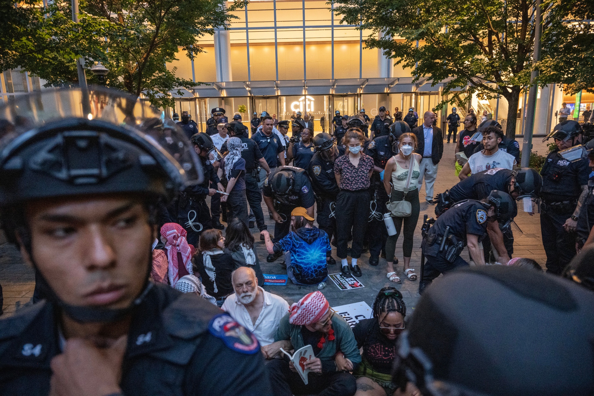 Citi (C) Asks Staffers Not to Engage Protesters Swarming New York HQ -  Bloomberg