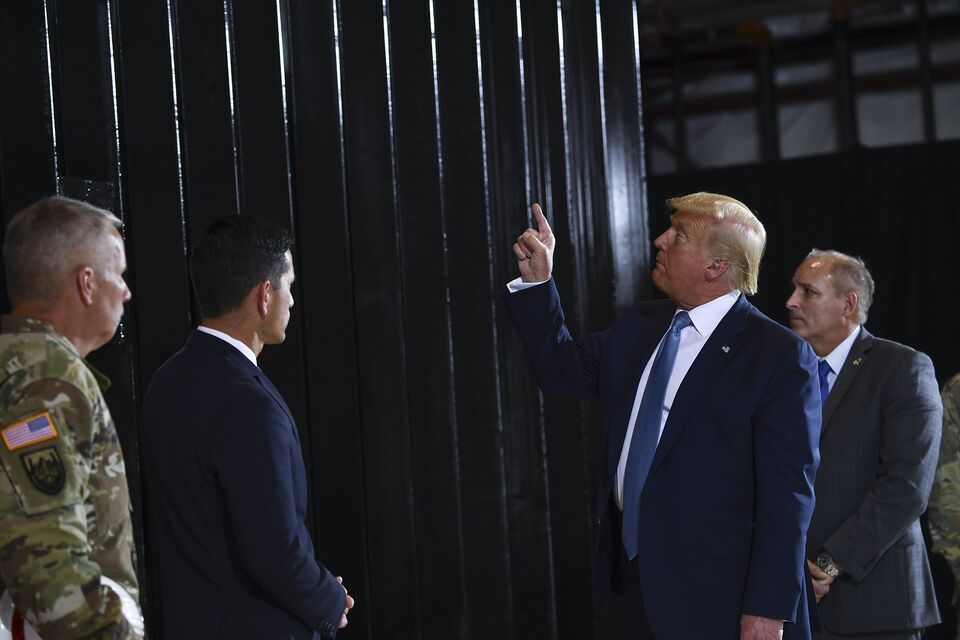 Trump Says ‘Toll’ on Mexico Border Crossings May Finance Wall Bloomberg