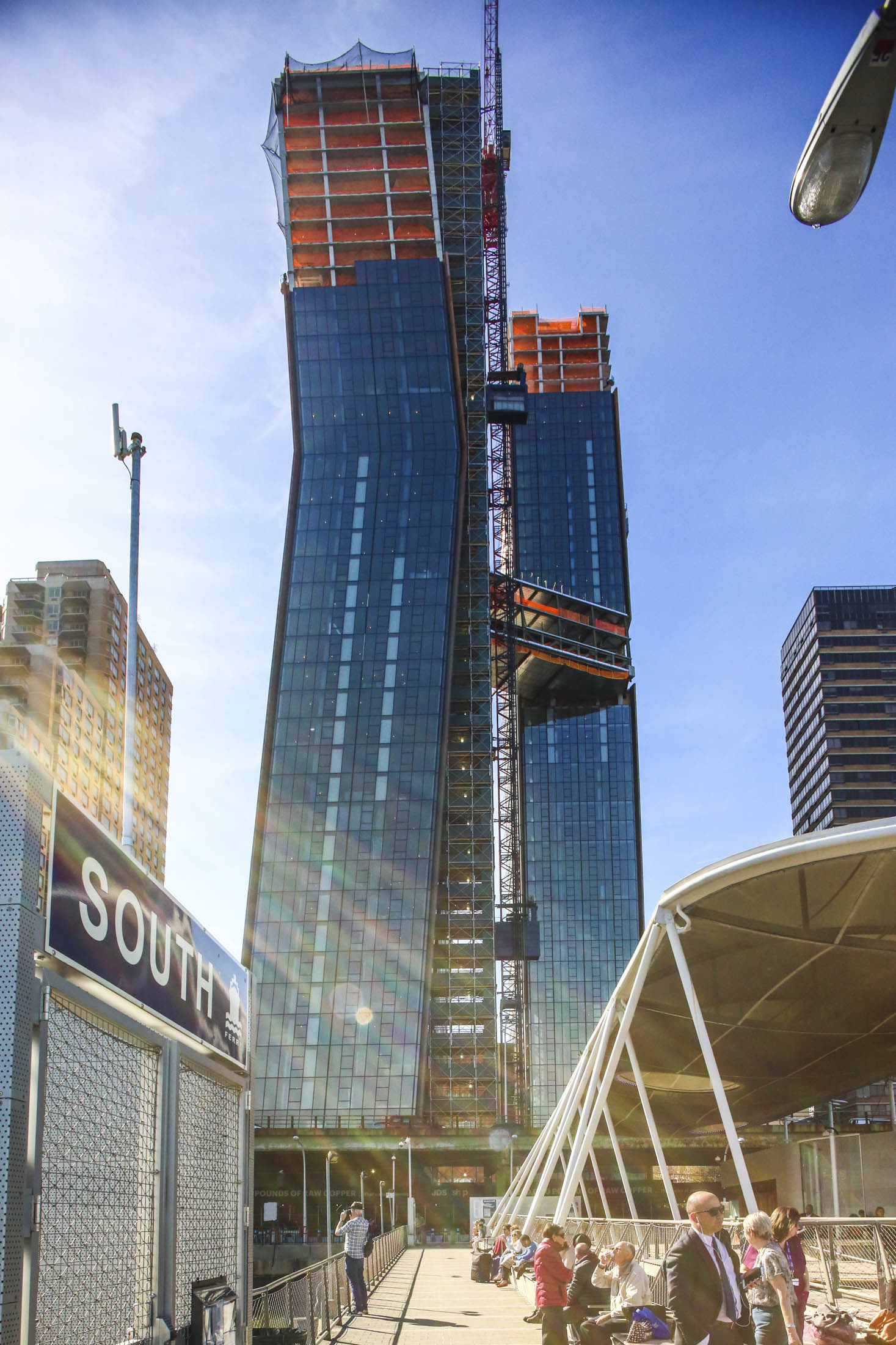 American Copper Buildings Photos: 626 First Ave Skybridge Pool by SHoP -  Bloomberg