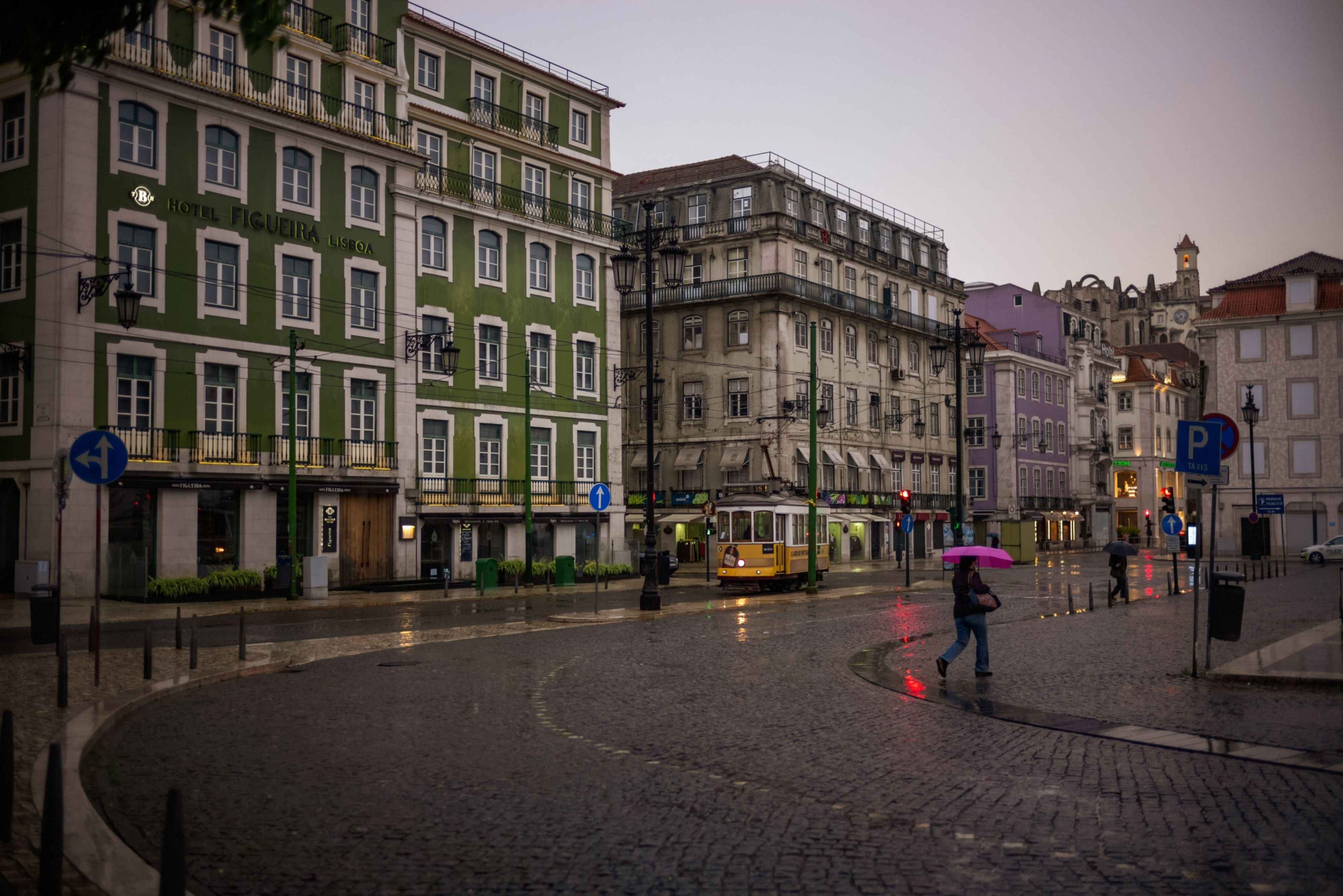 barbilla Escritura Escalera Lisbon's Plan to Reclaim Vacation Rentals for Housing - Bloomberg