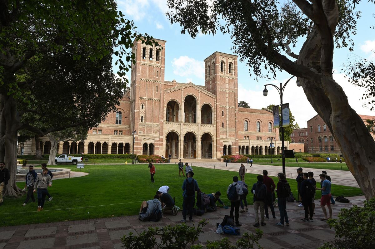 University of California Pulls $1.5 Billion Bond Amid Trump Spat