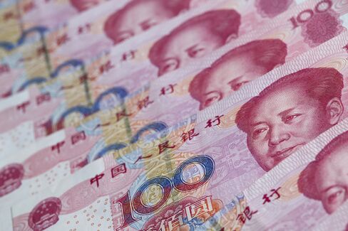 China Loan Share Seen at Record Low as Data Show Financing Risks