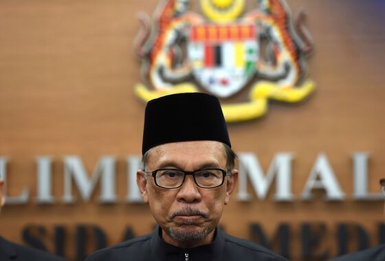 Anwar Ibrahim, Longtime Opposition Leader, Is Ready to Govern