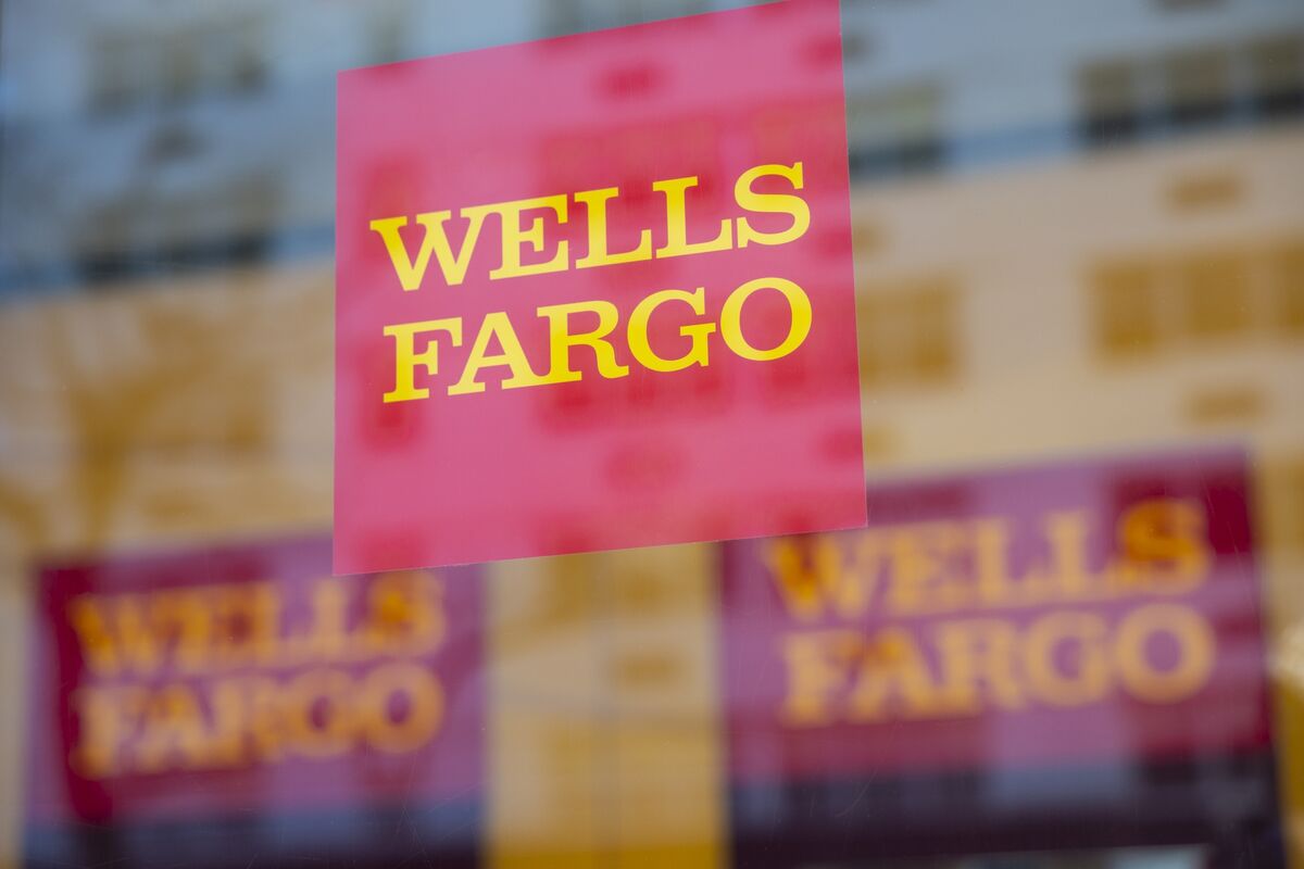 Wells Fargo to Pay 1 Billion in ClassAction Lawsuit Bloomberg