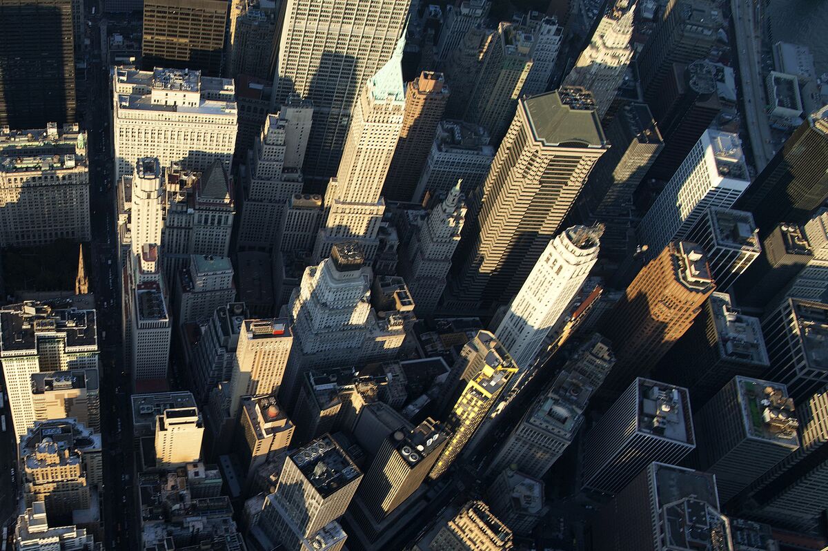 Manhattan CommercialProperty Sales Beating 2017's Sluggish Pace