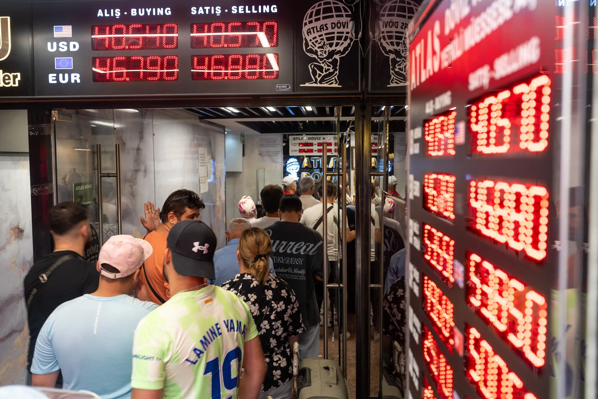 Currency exchange bureau at the Grand Bazaar in Istanbul, Turkey.