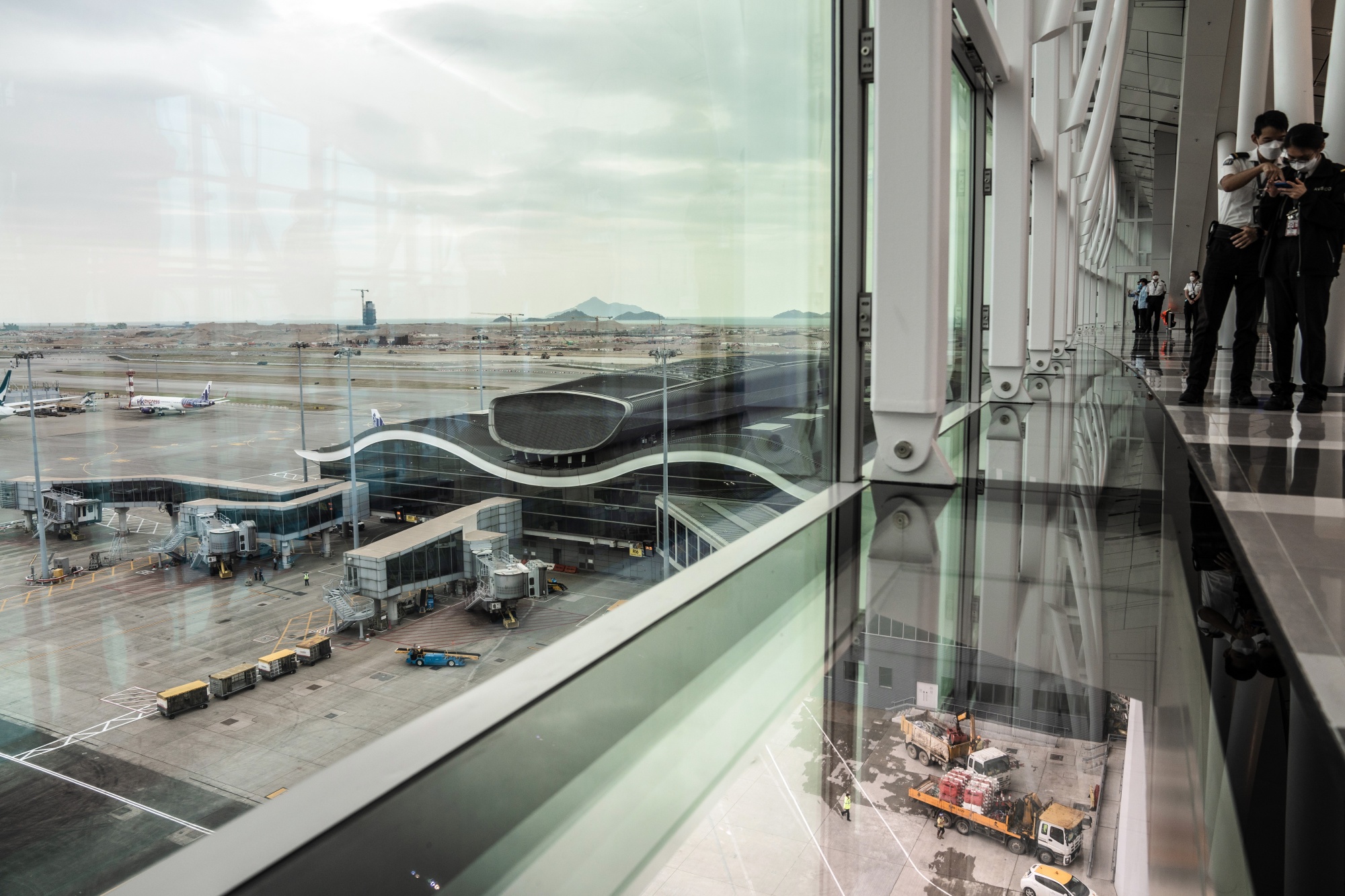 Hermes and Louis Vuitton duplexes land at Hong Kong International Airport -  Inside Retail Asia