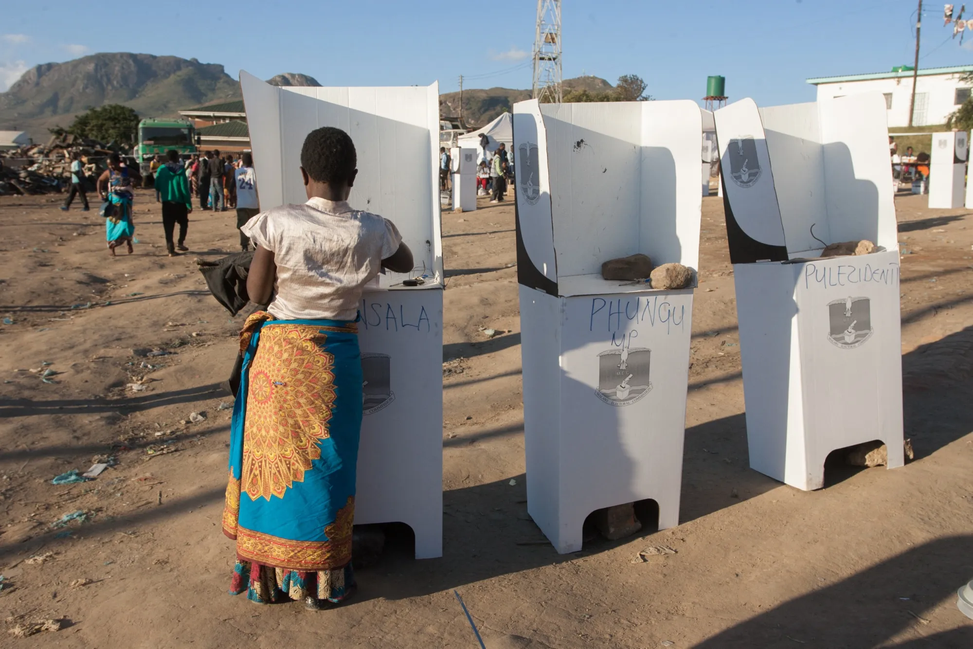 A person casts their vote at a&nbsp;polling center&nbsp;in Blantyre, Malawi, in 2019.&nbsp;