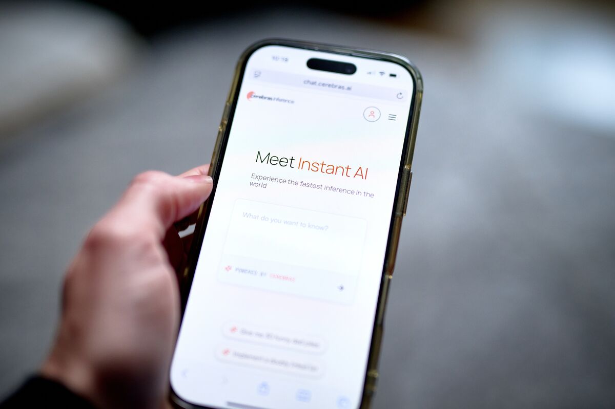AI Chipmaker Cerebras to Guide IPO Pricing Above Range