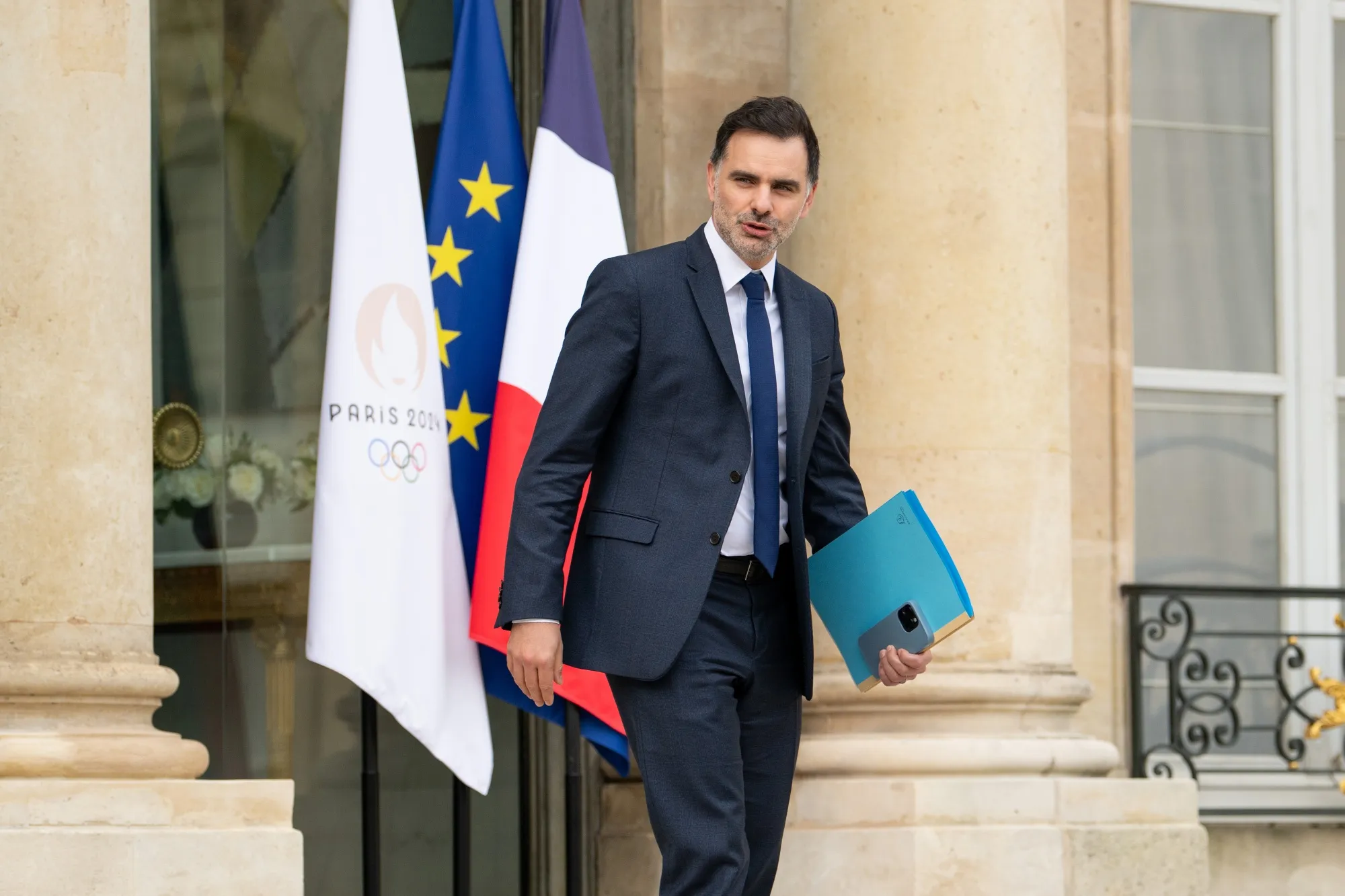 French Trade Minister Laurent Saint-Martin stated that “we have some tools for retaliation.”