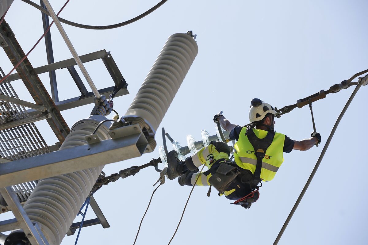 assets.bwbx.io image