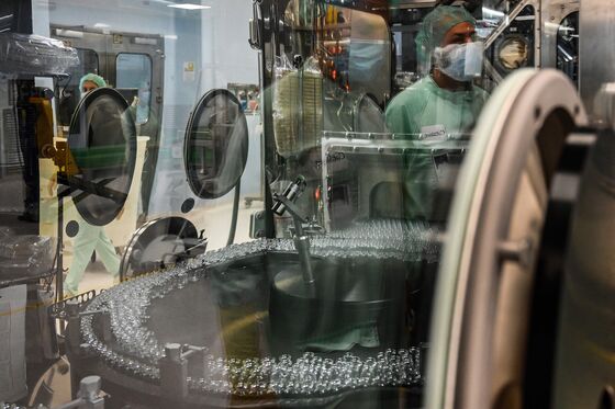 Mystery of Italian Town’s 29 Million Shots Strains EU-Astra Ties