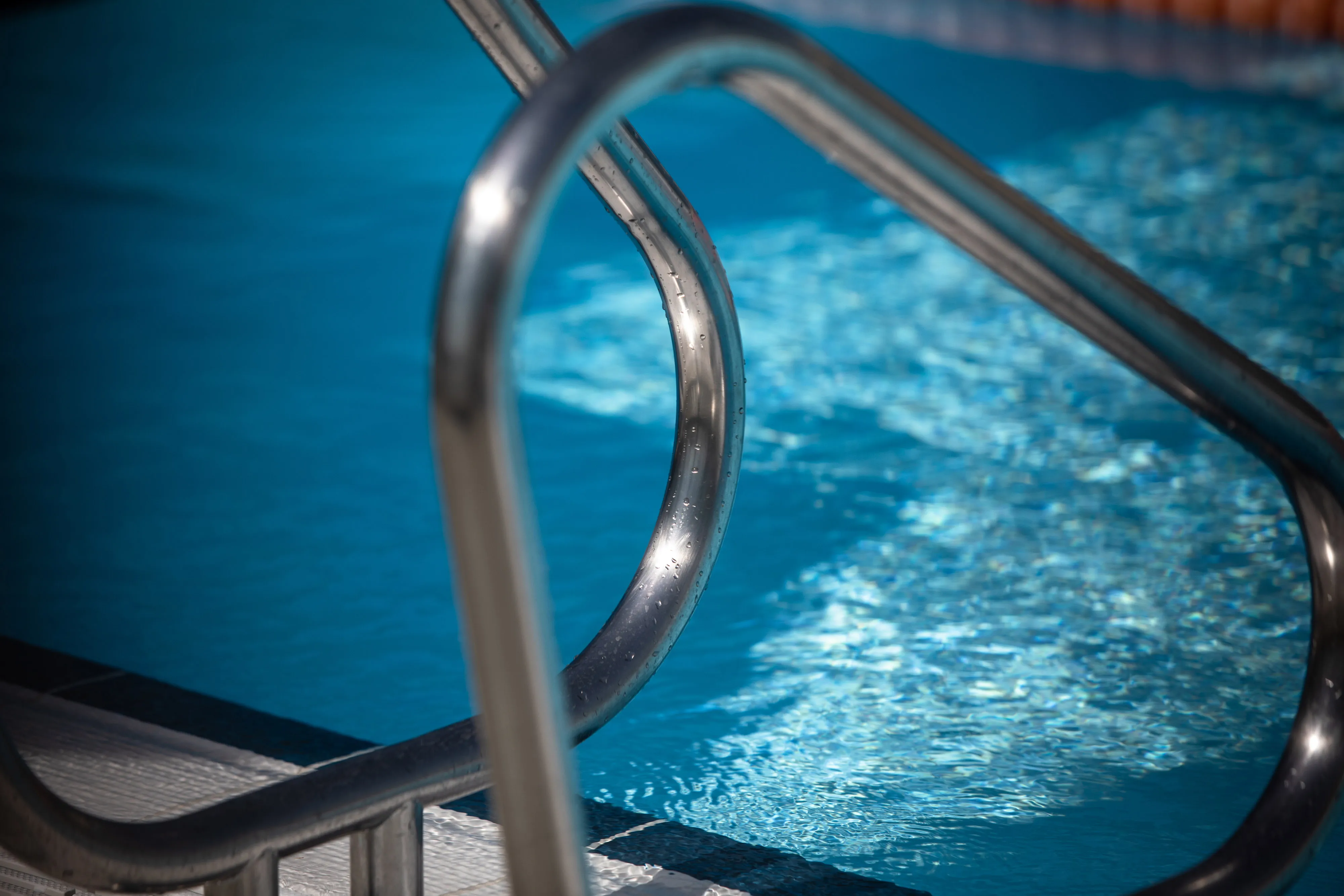 Hamptons Pool Craze Has Posh Owners Waiting Until 2023 for a Dip