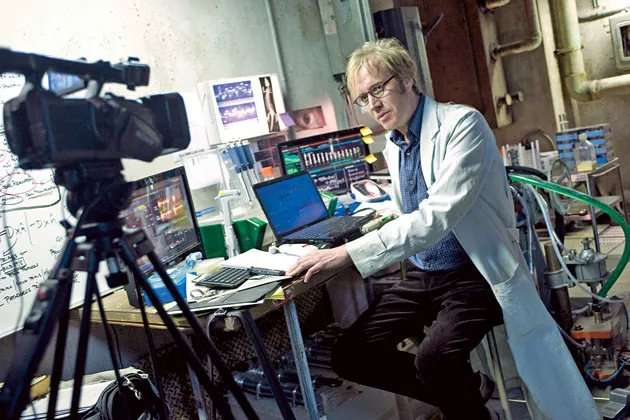 The underground lab of Dr. Curt Connors (the Lizard, played by Rhys Ifans) is filled with Sony gear