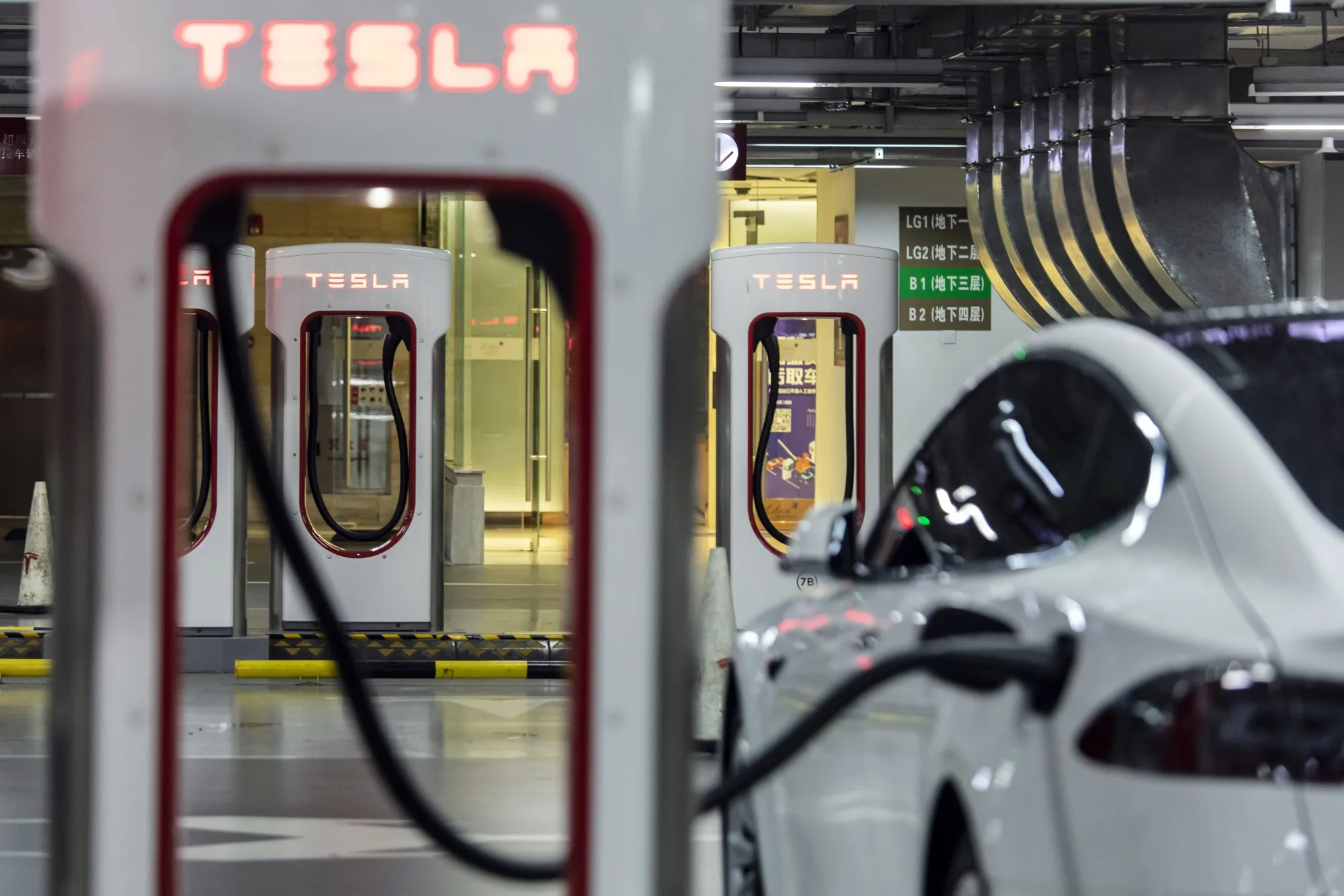 Tesla Dealership and Supercharger Stations