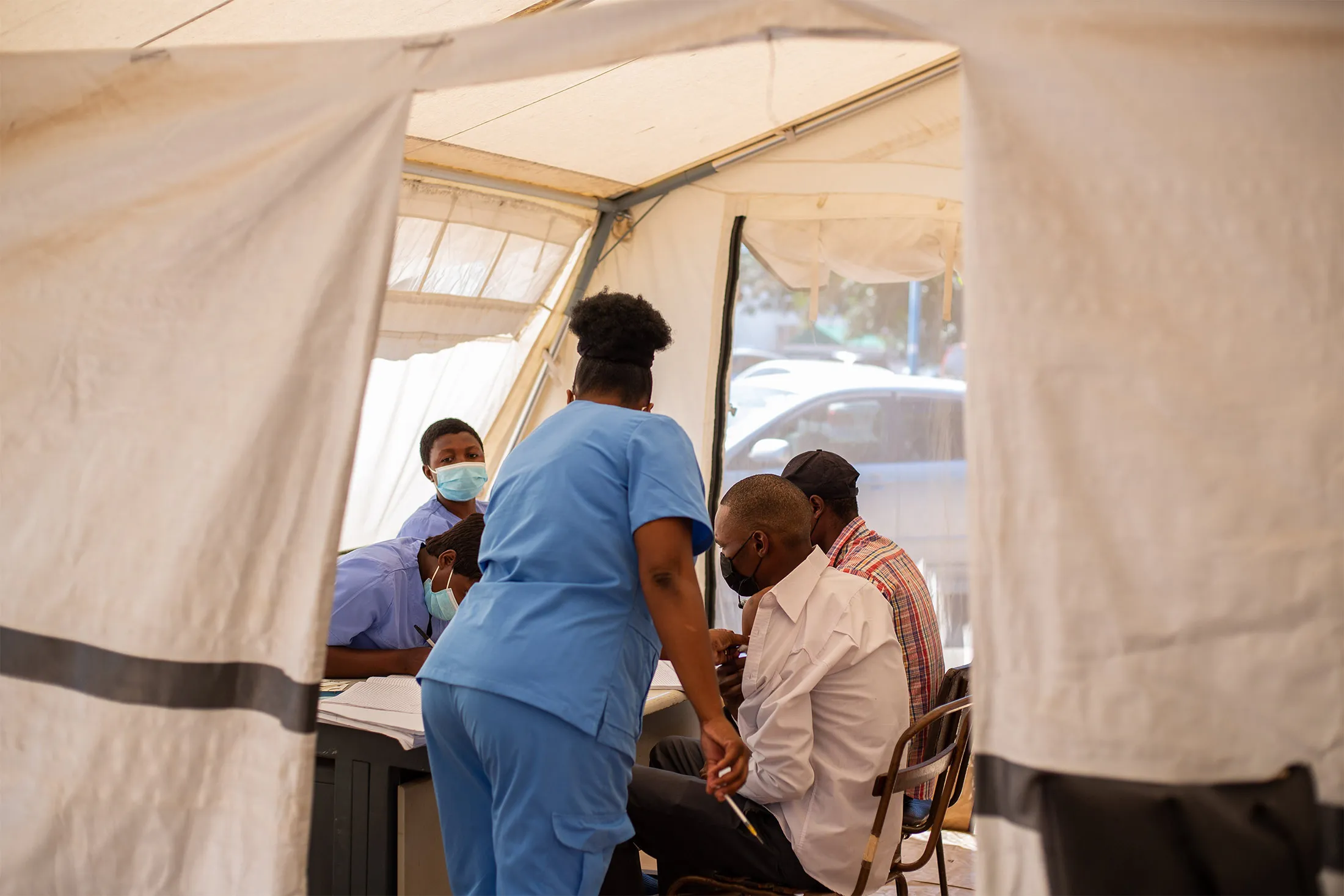 Zimbabwe Prepares For Next Covid-19 Wave As Countries Impose Travel Bans
