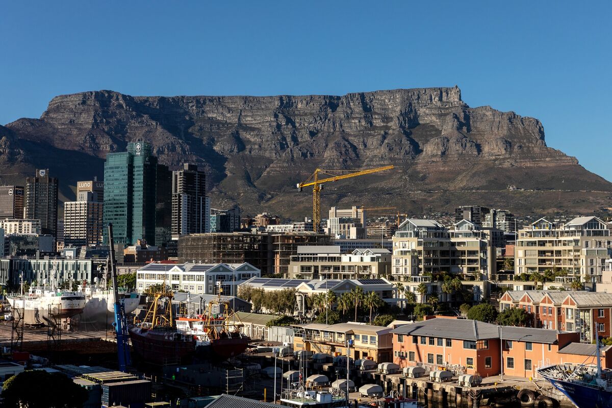 Business: Cape Town aims to replicate India's success in high-end outsourcing to boost its economy and attract foreign investment.