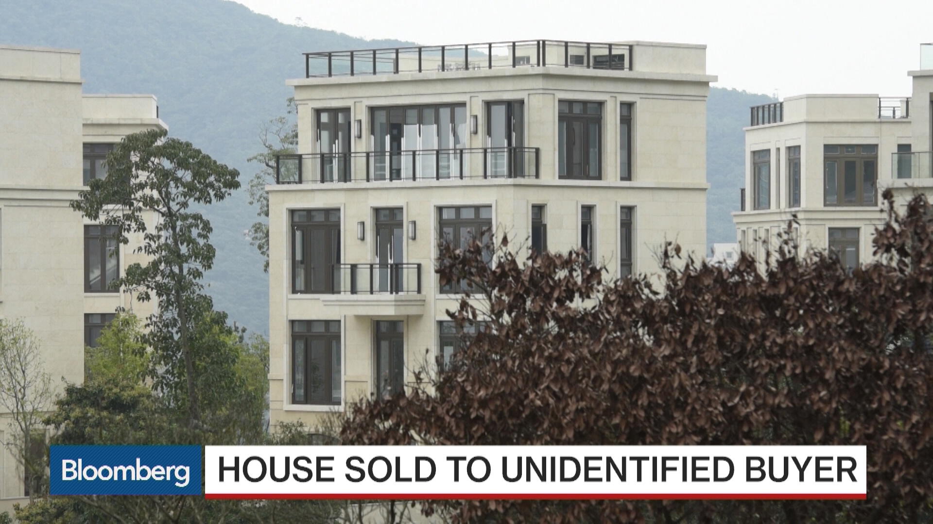 Hong Kong Mansion Sells for 107 Million, Less Than Expected Bloomberg
